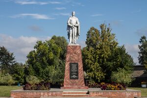 Памятник воинам-освободителям г. Новозыбкова.jpg